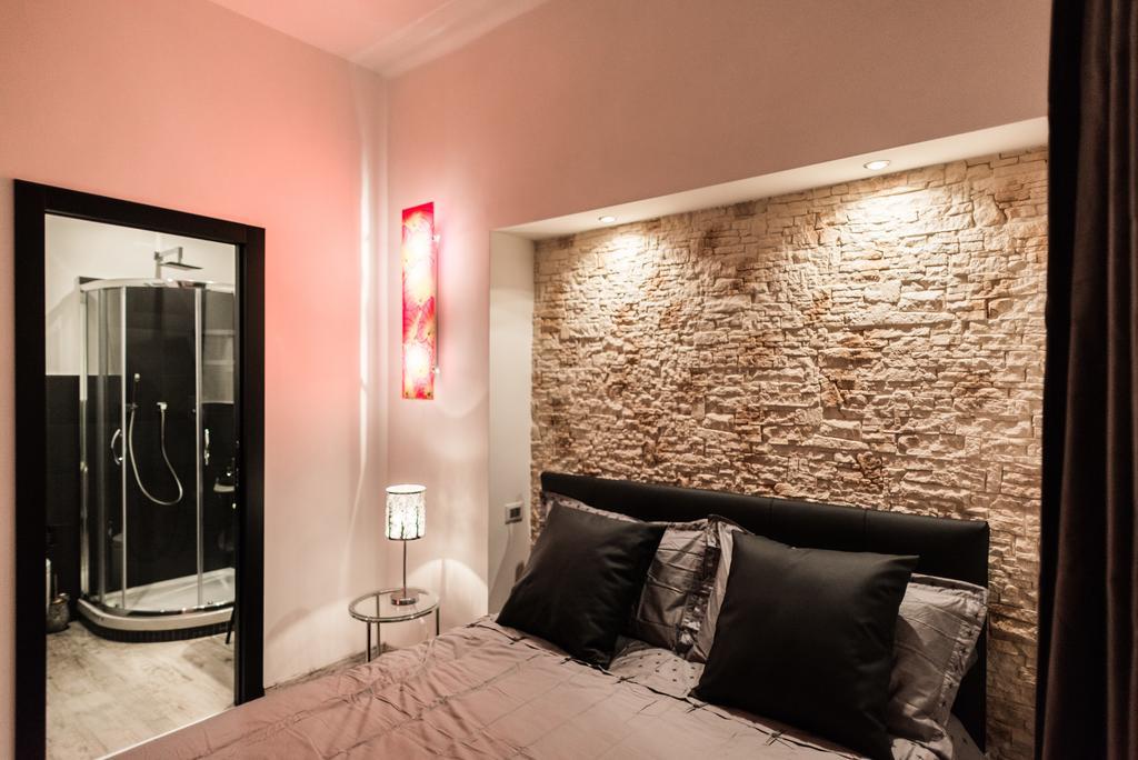 Trevi & Pantheon Luxury Rooms روما الغرفة الصورة